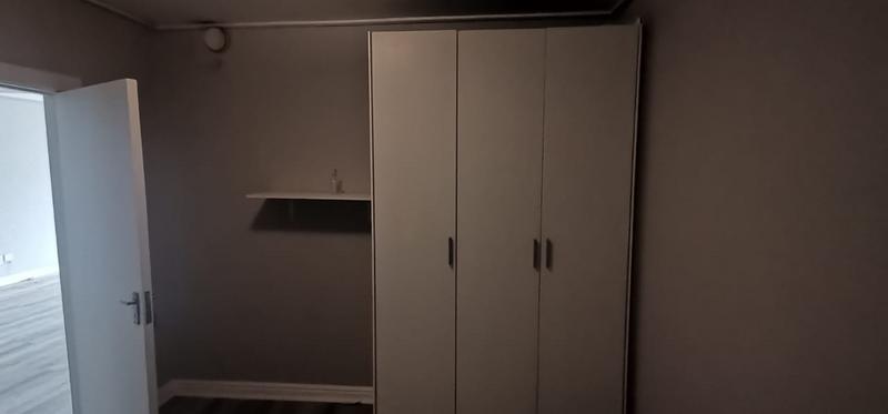 To Let 2 Bedroom Property for Rent in Royal Ascot Western Cape